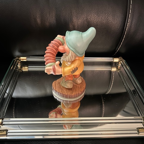 Disney Vintage Snow White Figurine Bashful Walt Disney Classics Collection - Picture 4 of 6